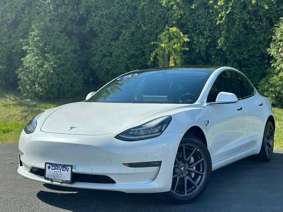 TESLA MODEL 3 2018 5YJ3E1EA1JF035204 image TESLA MODEL 3 2018 5YJ3E1EA1JF035204 image